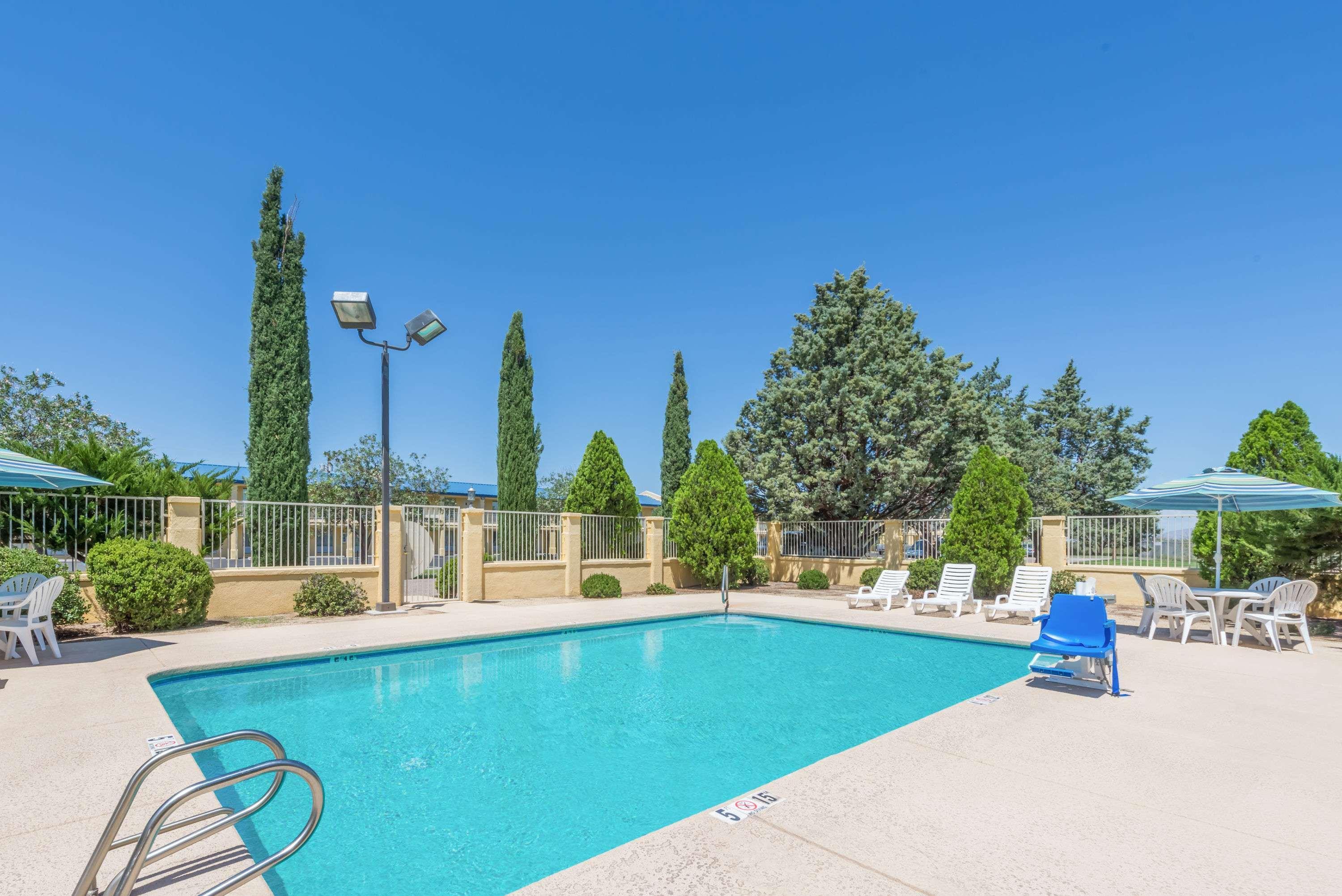 Days By Wyndham Motel Deming