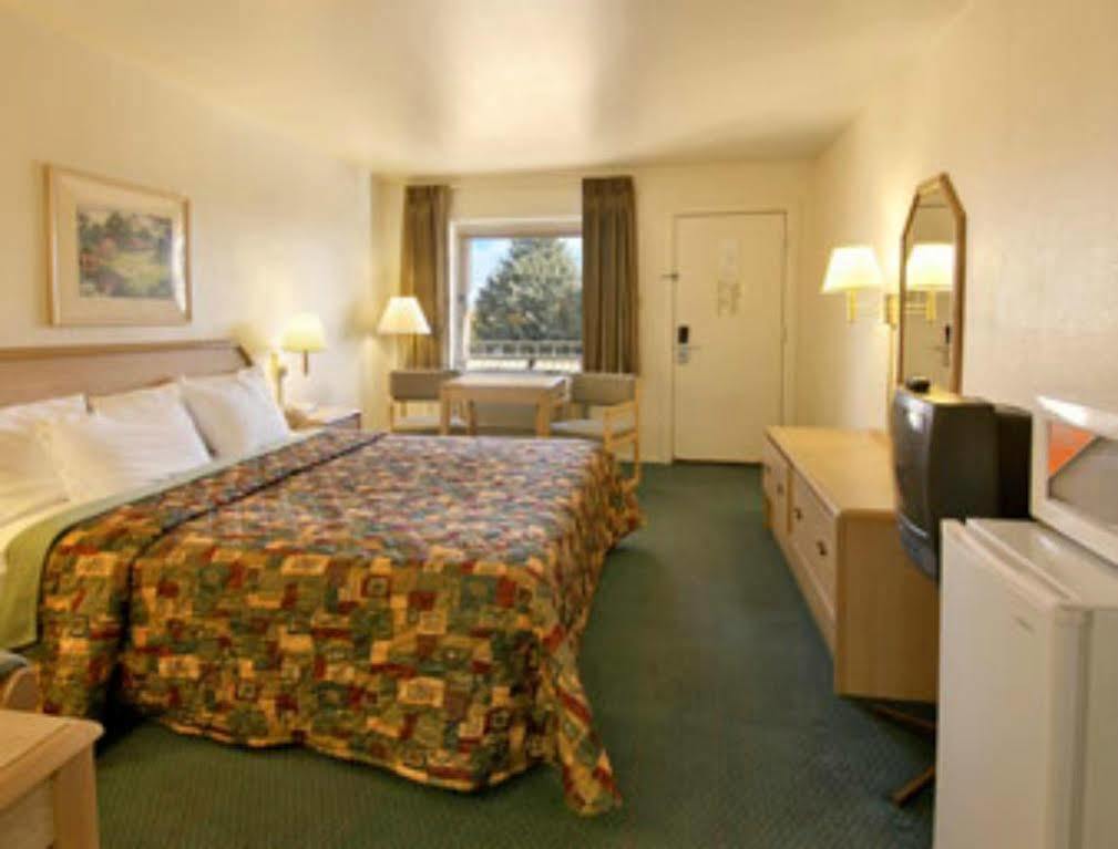 Motel Days By Wyndham 2*